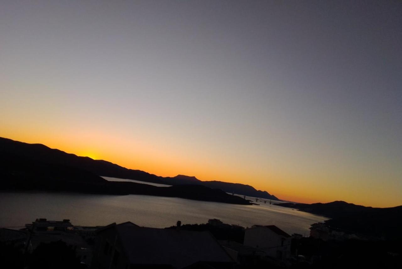 Apartmani Mate ネウム エクステリア 写真